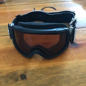 Kids Smith ski/snowboarding goggles.  EUC.